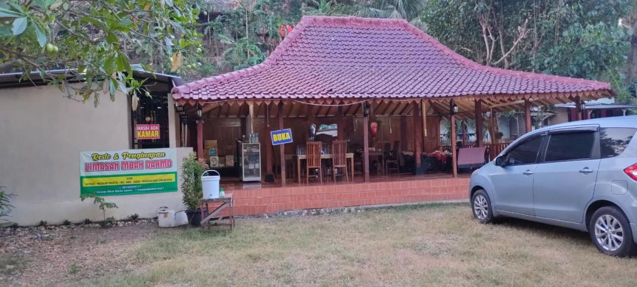 Limasan Mbah Darmo Hotel Tepus Bagian luar foto