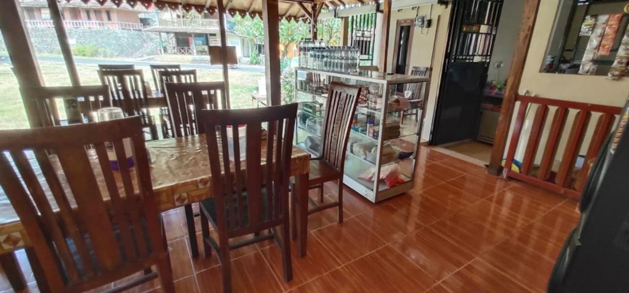 Limasan Mbah Darmo Hotel Tepus Bagian luar foto